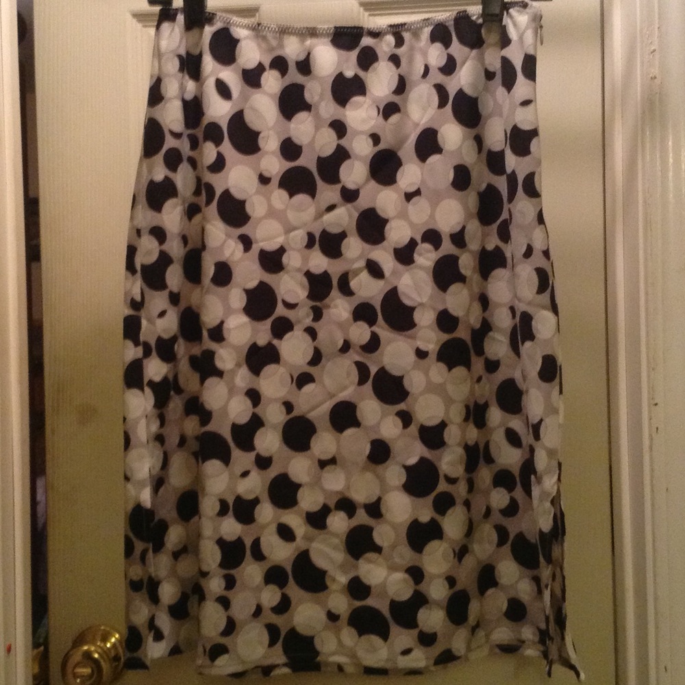 The Limited Women's Black & White Skirt Size M